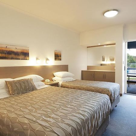 Loxton Community Hotel Motel Экстерьер фото