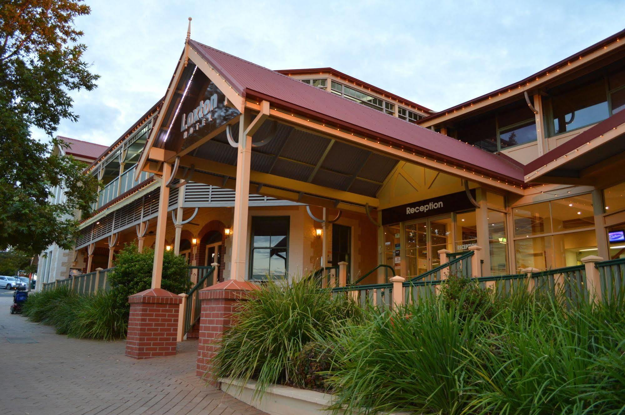 Loxton Community Hotel Motel Экстерьер фото